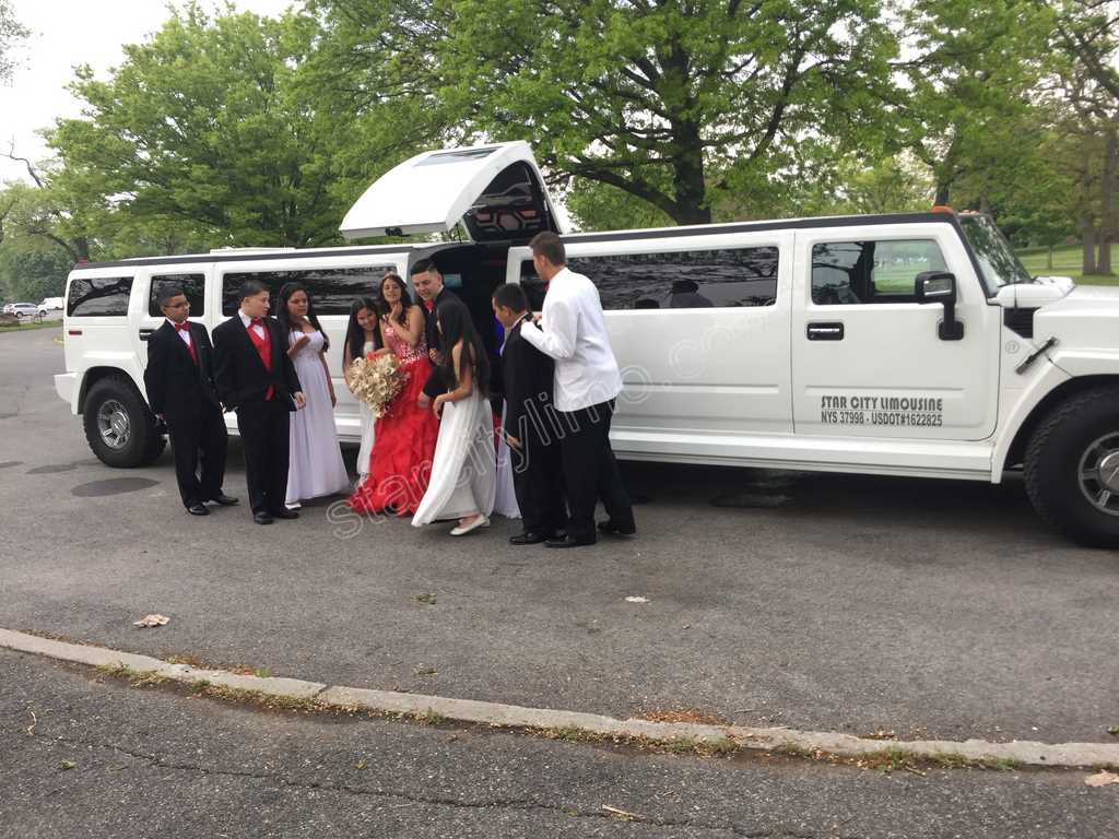 Sweet Sixteen with Hummer Limousine in Brooklyn