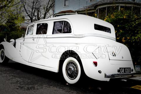 Rolls Royce Phantom Limousine in Manhattan