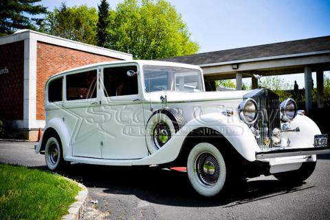 Antique Rolls Royce Limousine for Wedding