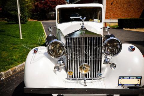 Antique Rolls Royce Limousine in Queens