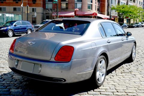 Bentley limousine for prom