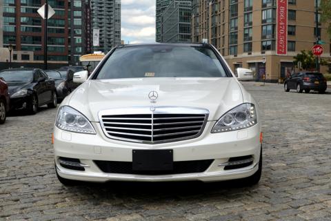 Mercedes S550 Limousine in NY